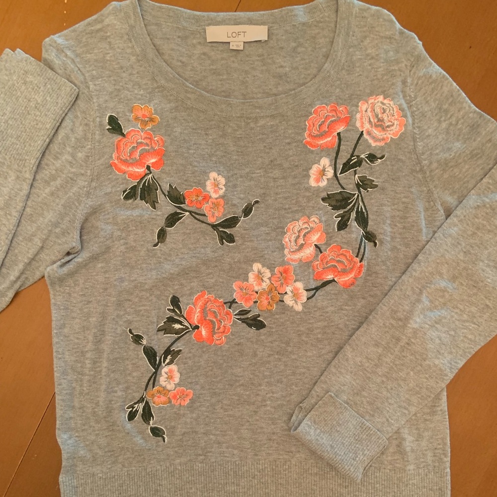 Long sleeve pullover